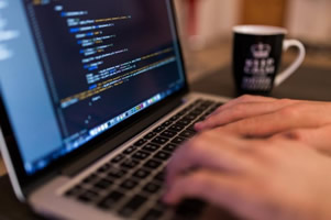 Desarrollo de sistemas a medida, trabajo como Programador analista desarrollador freelancer